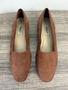 Women's Soft Brown Suede Loafer Flats Feather Lite Collection